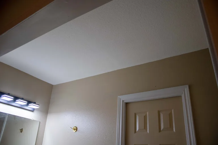 Finished ceiling texture and edge detail